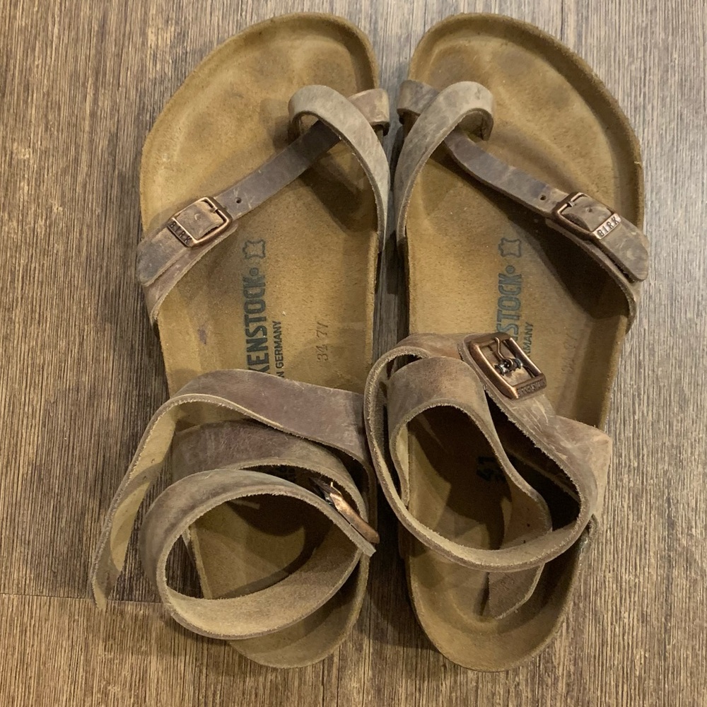 Size 41 Yara Birkenstock Sandals